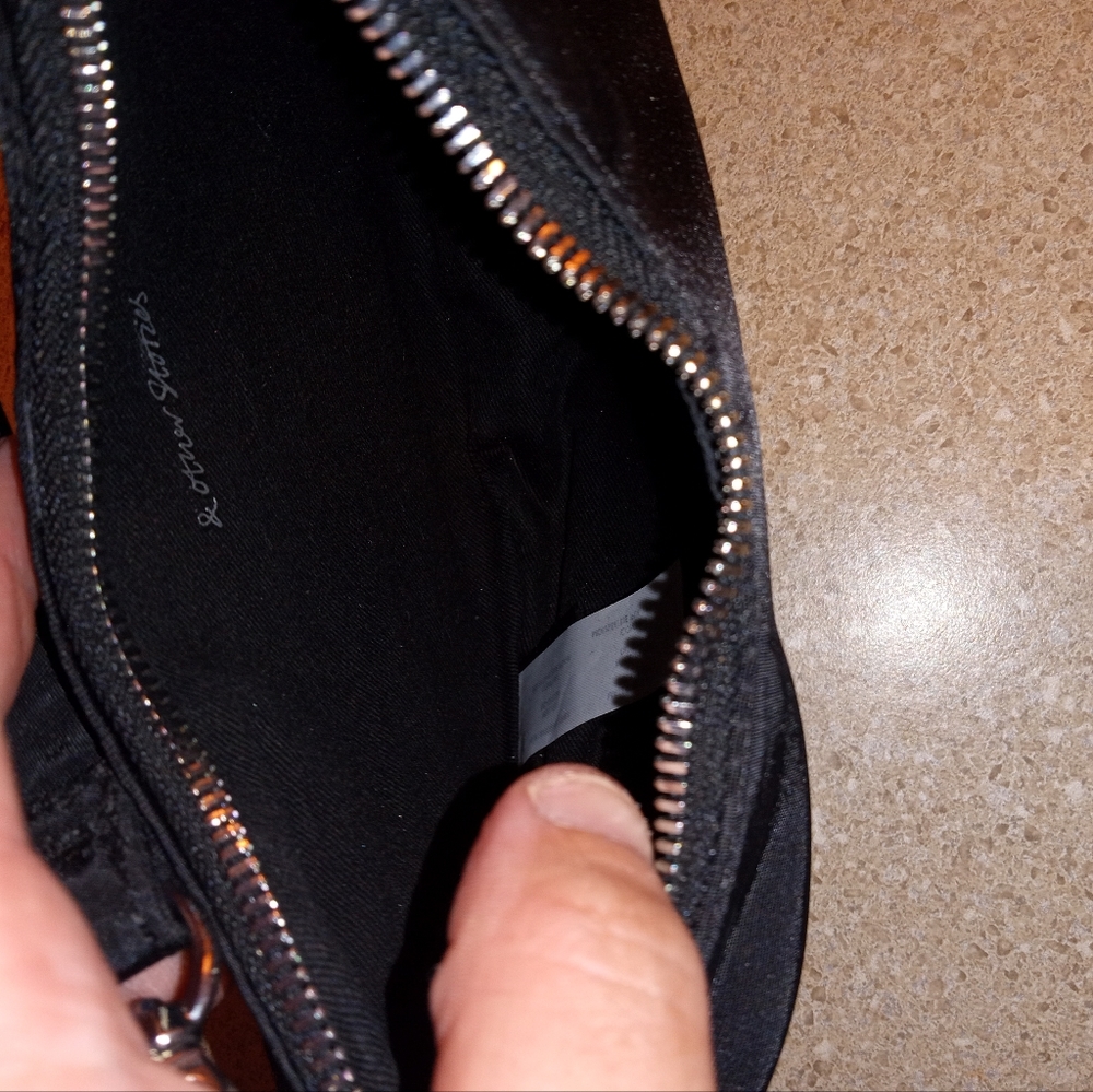 Purse - Picture 4 of 7